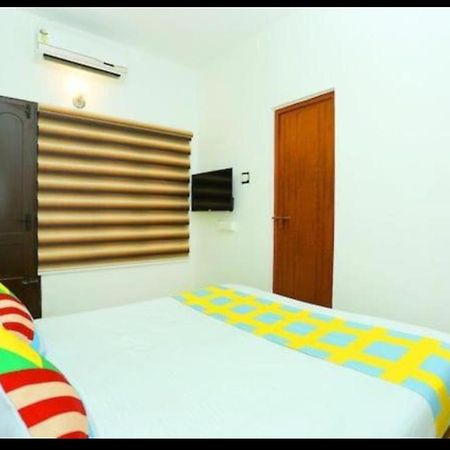 The Solo Apartments Kadavanthra Kochi Buitenkant foto