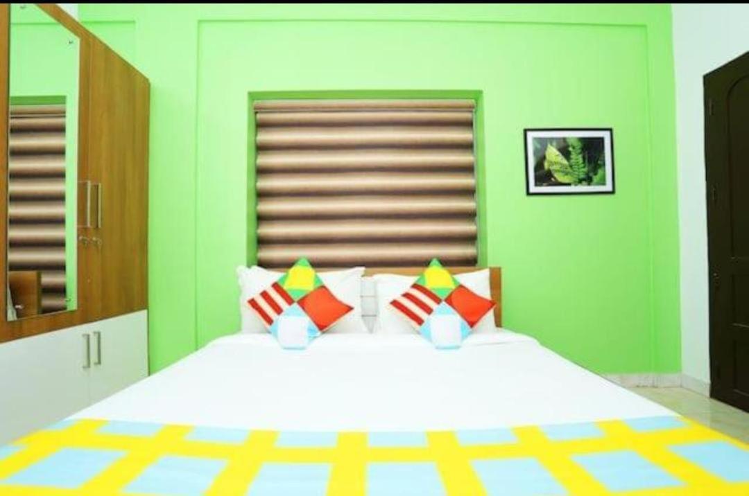 The Solo Apartments Kadavanthra Kochi Buitenkant foto