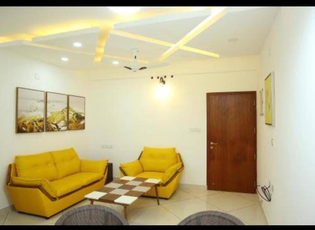 The Solo Apartments Kadavanthra Kochi Buitenkant foto